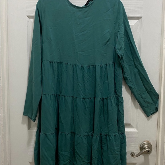 Just Quella Dresses & Skirts - Elegant Teal Long Sleeve Dress